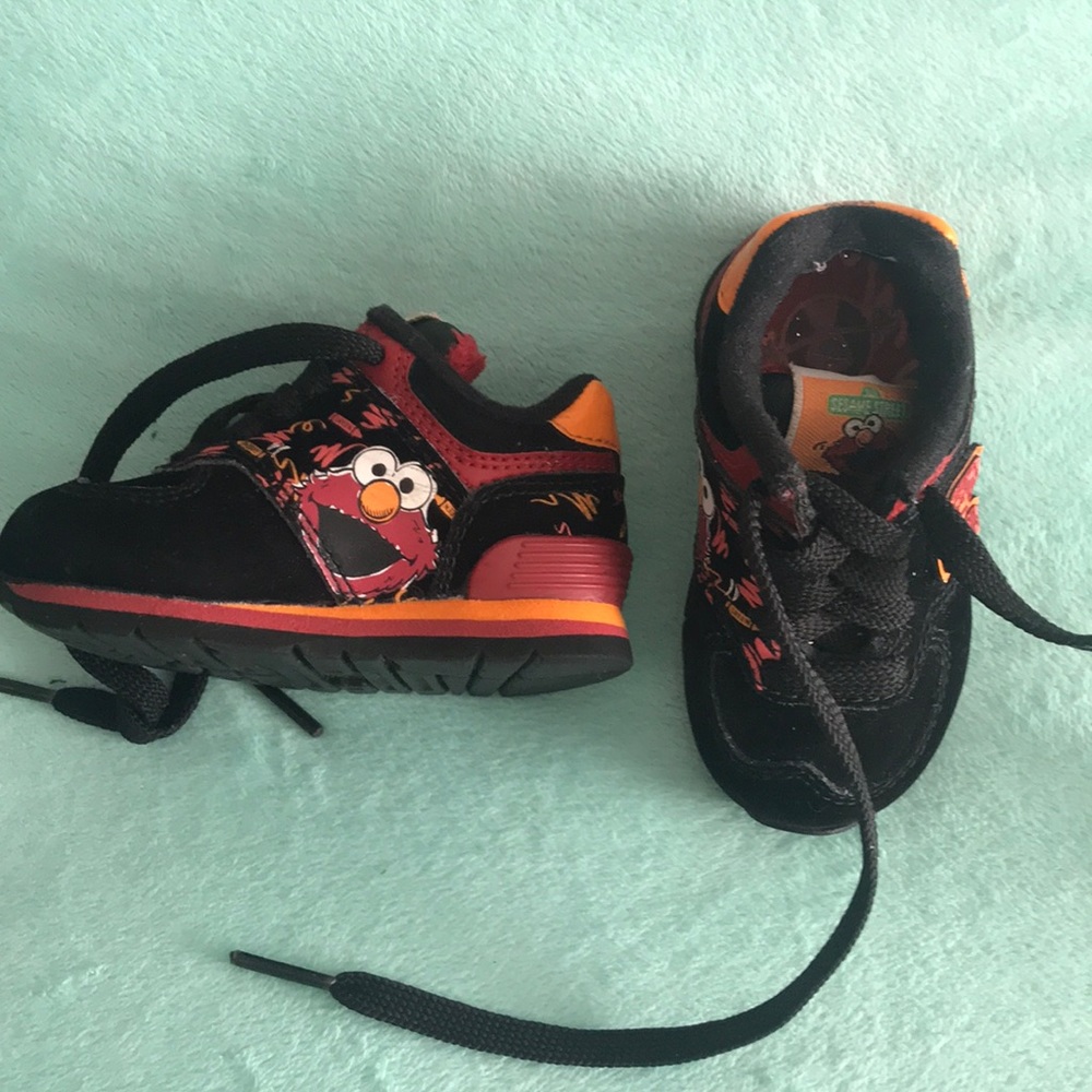 Size 3 New Balance shoes